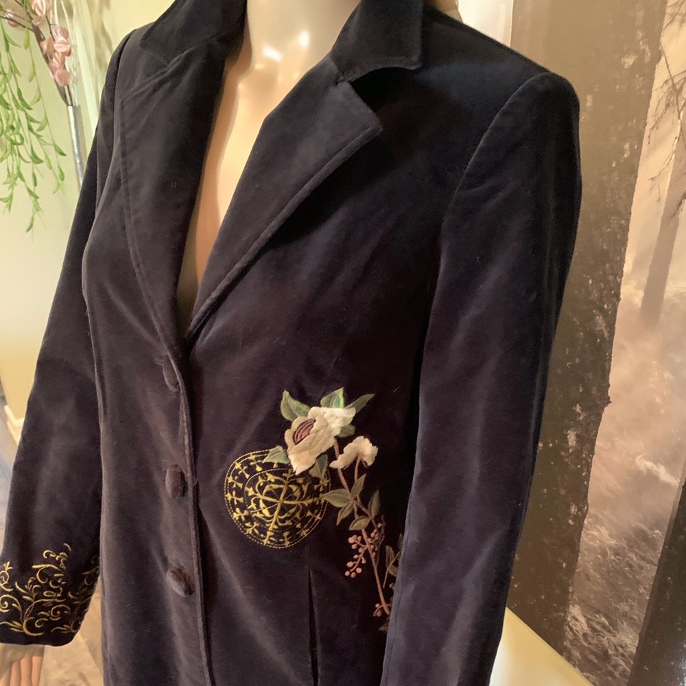 CABI duster velvet jacket 🧥 stunning embroidery